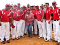 Gobernadora Santaella aprobó Bs. 100 mil para la liga de béisbol profesional de Monagas