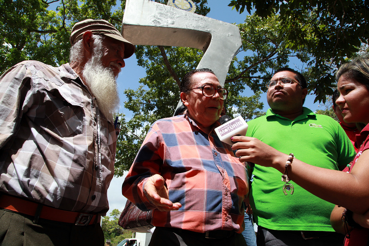 Cultores respaldan iniciativa gubernamental de culminar la Plaza 7 de Maturín