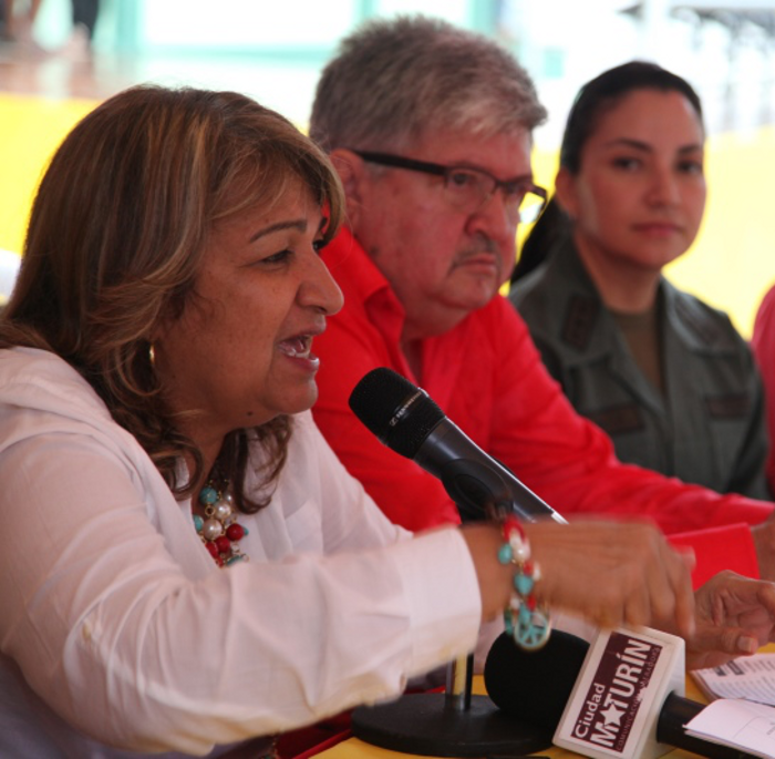 Gobernación rehabilita Escuela y Ambulatorio de Barrancos de Fajardo