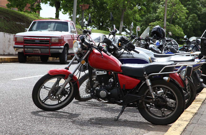 PoliMonagas recupera dos motocicletas en La Puente y La Floresta