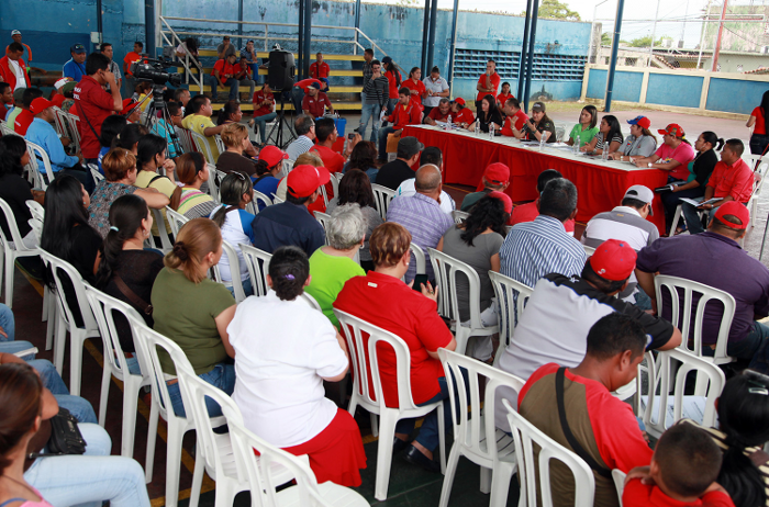 Gobernadora Santaella evaluó proyectos de la Parroquia Los Godos