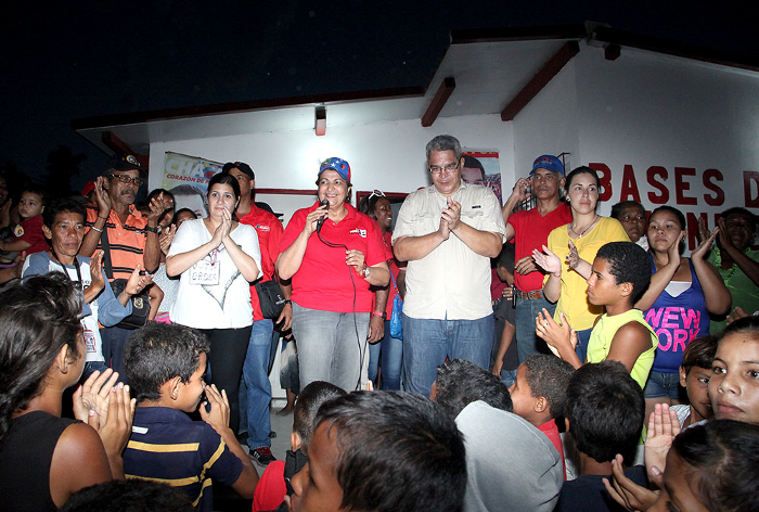 Gobernadora Santaella se reúne con Habitantes del Municipio Bolívar