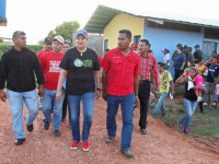 Santaella inspecciona construcción de Centros Educativos