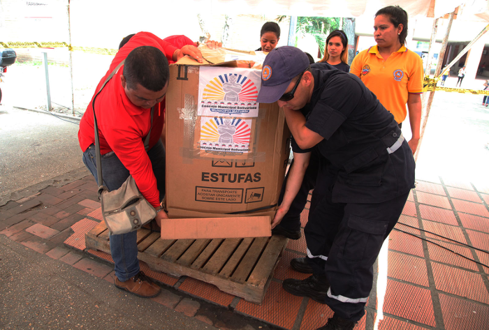 Recaudan más de 100 kilos de alimentos para ayudar a afectados de Apure y Trujillo