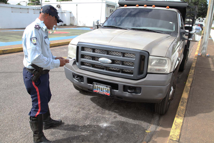 En La Cruz PoliMonagas recupera camión robado en Paramaconi
