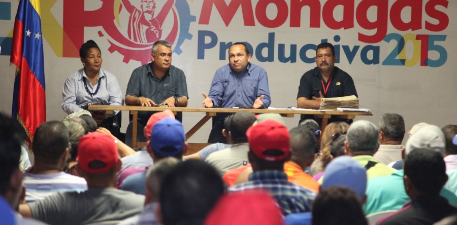 Entregan 216 adjudicaciones de vehículos taxis en Monagas