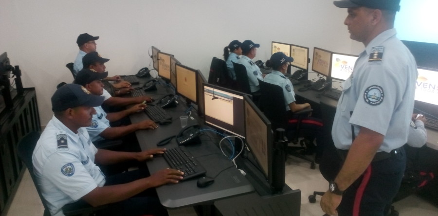 Efectivos policiales inician pruebas para ascensos