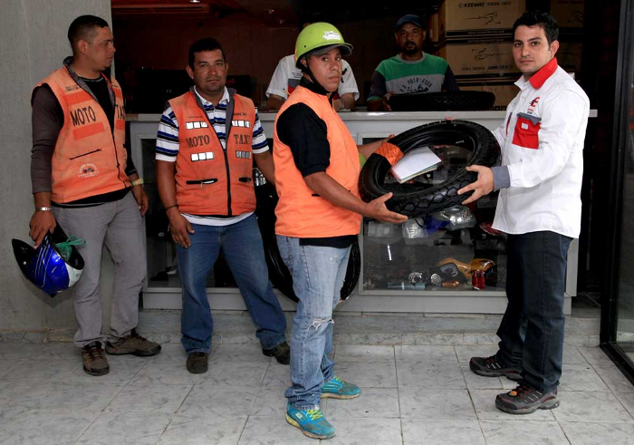 Misión Transporte favorece a motorizados con venta de repuestos a precios justo