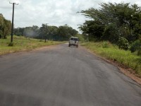 Más 14 Km de vía asfalta Gobierno Bolivariano en Isla de Guara