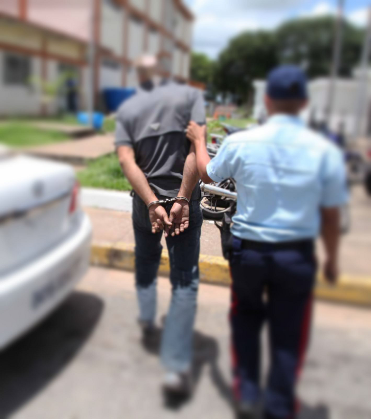 En Caripito PoliMonagas arrestó sujeto por robo de vehículo