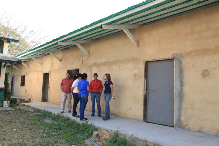 Gobierno Revolucionario acondicionó escuelas en Maturín y Piar