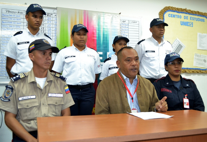 Unes inicia preinscripcion para PNB y Bomberos
