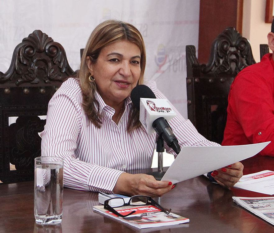 Santaella: “Oposición salió a hacer un show del Humnt”