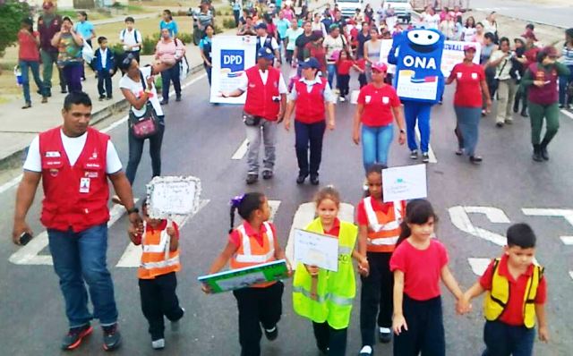 Comisión regional de Prevención realizó caminata escolar en La Gran Victoria