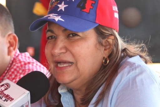 Santaella anunció que ya canceló a trabajadores incremento del 20%