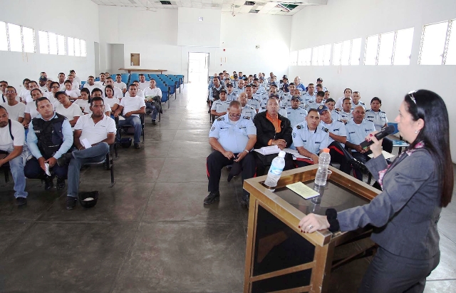 Más de 90 efectivos de PoliMonagas reciben cursos de reentrenamiento