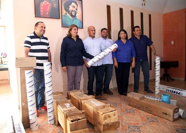 Gobernación entregó 8 bombas de agua a cuatro municipios