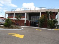 Con trabajo voluntario embellecen al hospital Simón Bolívar de La Cruz