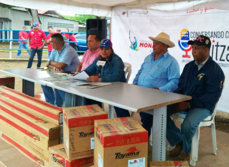 Santaella pidió a la oposición venezolana respetar la memoria del Comandante Chávez