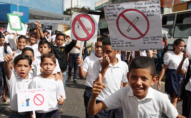 Estudiantes pidieron ambientes libres de humo de tabaco