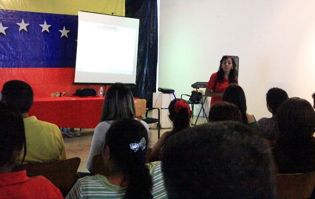 Gobernación realiza conversatorio sobre ahorro energético