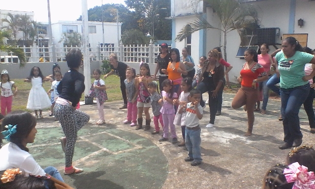 Preescolar de PoliMonagas celebró el Día de las Madres