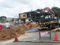 Realizan encofrado para aguas de lluvias en “Cajón de La Puente”