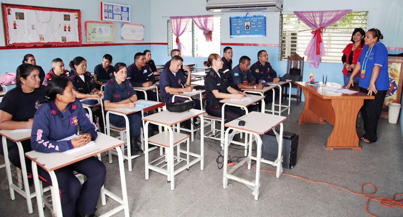 Bomberos de Monagas reciben formación en Comportamiento Organizacional
