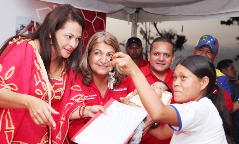 Indígenas chaimas de Caripe recibieron las llaves de sus casas