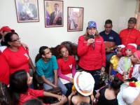 Santaella entregó 30 viviendas y títulos de tierras