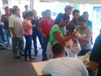 Más de 10 toneladas de pollo expende Gobernación en Maturín