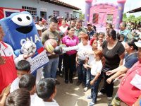 Entregan material deportivo en la E.B Alí Primera del El Soberano