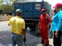 Santaella supervisó trabajos de asfaltado en Maturín