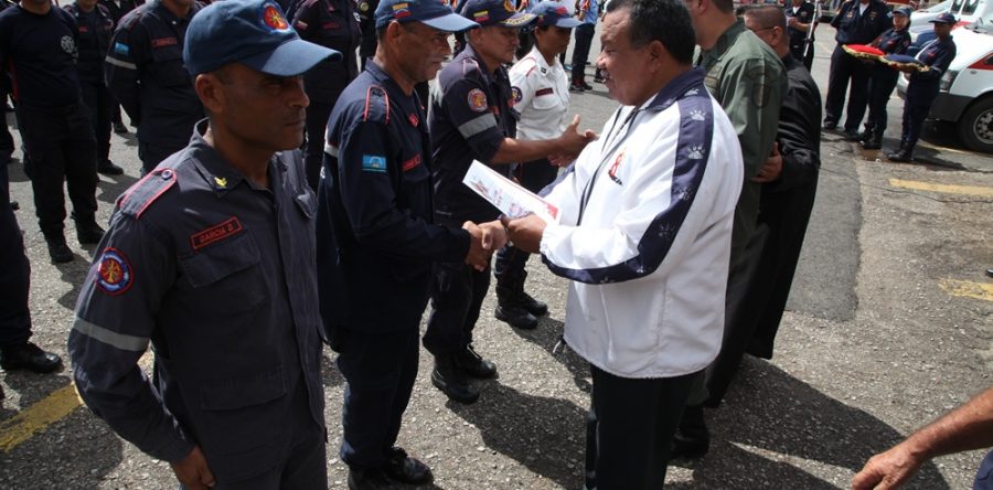 32 funcionarios y brigadistas bomberiles son reconocidos por su destacada labor