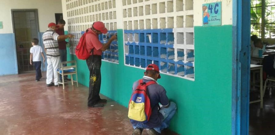 Mantienen trabajos de limpieza y embellecimiento de planteles educativos (+tuits)