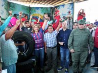 Santaella beneficia a 148 transportistas de Monagas