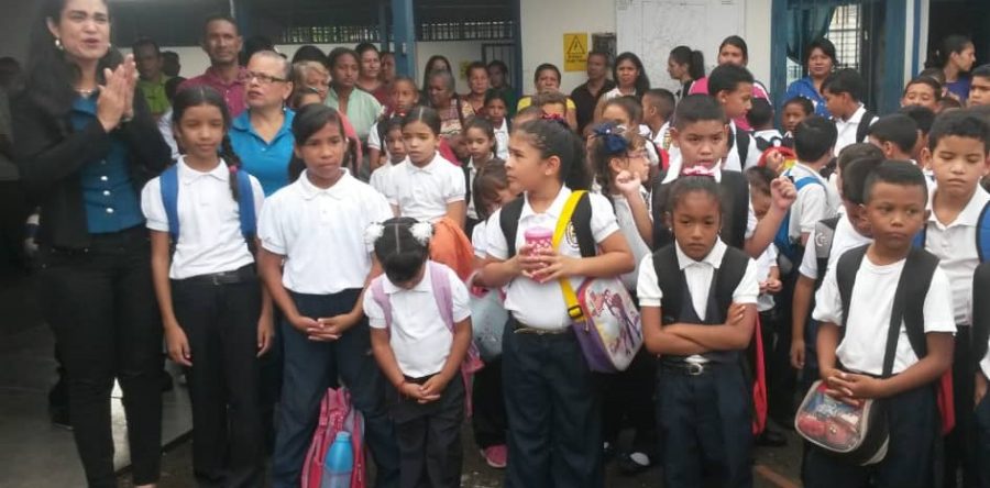 Celebran en Monagas los 19 años de la creación de las escuelas bolivarianas