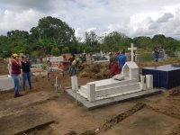Intervienen el cementerio y la escuela de Amana del Tamarindo