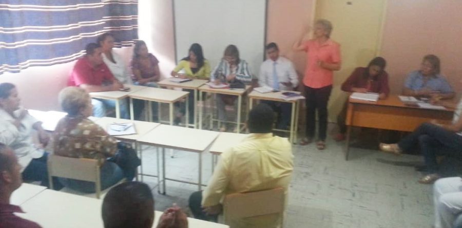 Autoridades de salud acuerdan con las funerarias normas de funcionamiento en el HUMNT