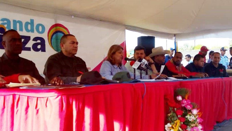 Santaella realizó su programa “Conversando con Yelitza” desde el “Chucho” Palacios