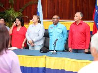 Educadores deben formar a los jóvenes para la recuperación económica del país