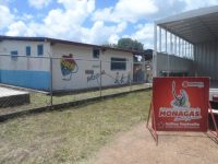 Gobernación atiende escuelas de la parroquia Boquerón