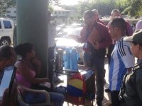 Reorganizarán vendedores ambulantes del hospital central de Maturín