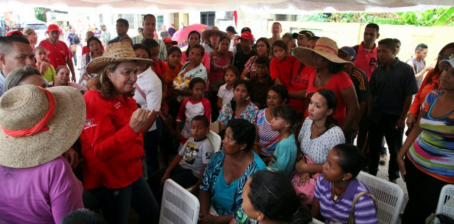 Santaella caminó y compartió con el pueblo de Uracoa