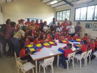Entregan más de 870 morrales educativos a estudiantes del sur de Monagas