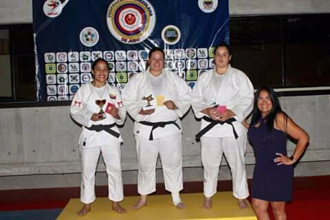 Emileidys López demuestra su sello de campeona