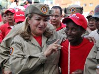 Santaella atiende al pueblo con amor y alegría