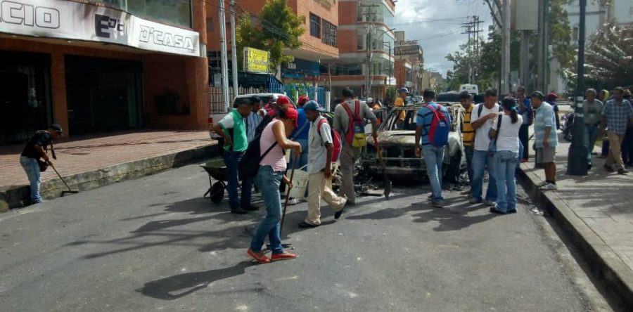 Santaella desplegó cuadrillas de limpieza tras jornadas de protestas en Maturín