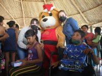 Ruta Navideña El Niño Simón llega a comunidades indígenas del Sur.