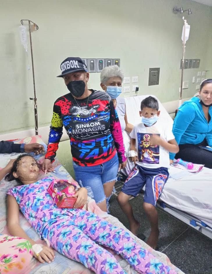 Motorizados Bolivarianos entregan juguetes e insumos de bioseguridad en el HUMNT.